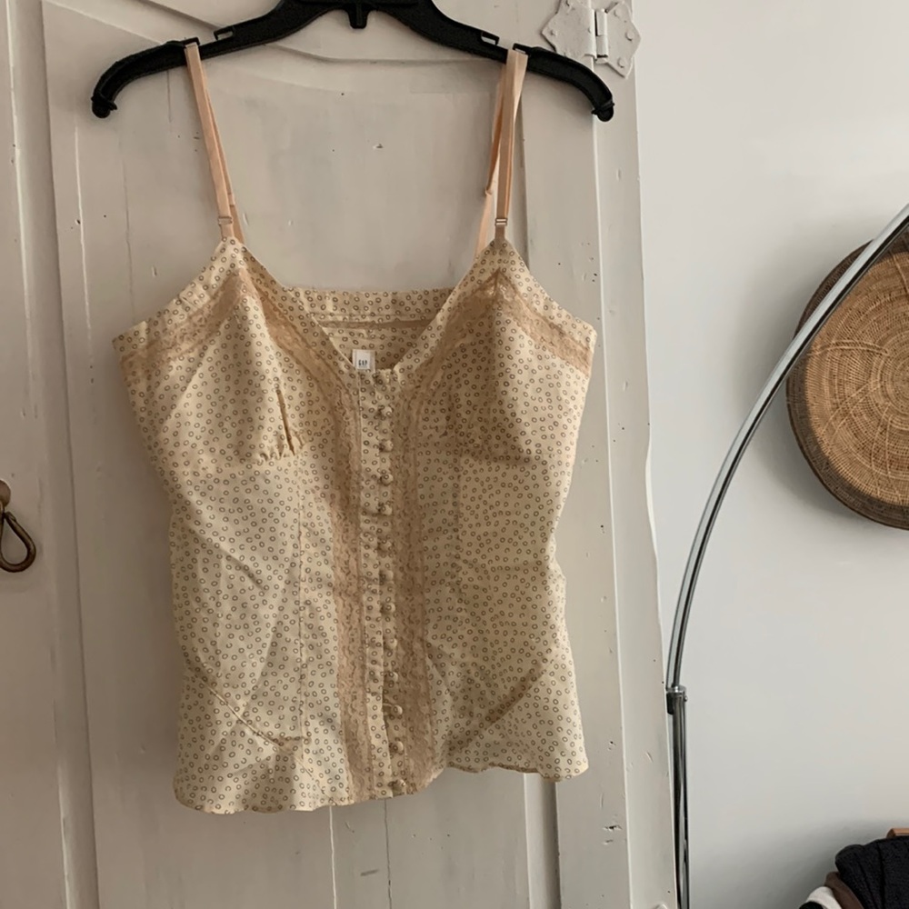 Ladies Camisole, size is M.